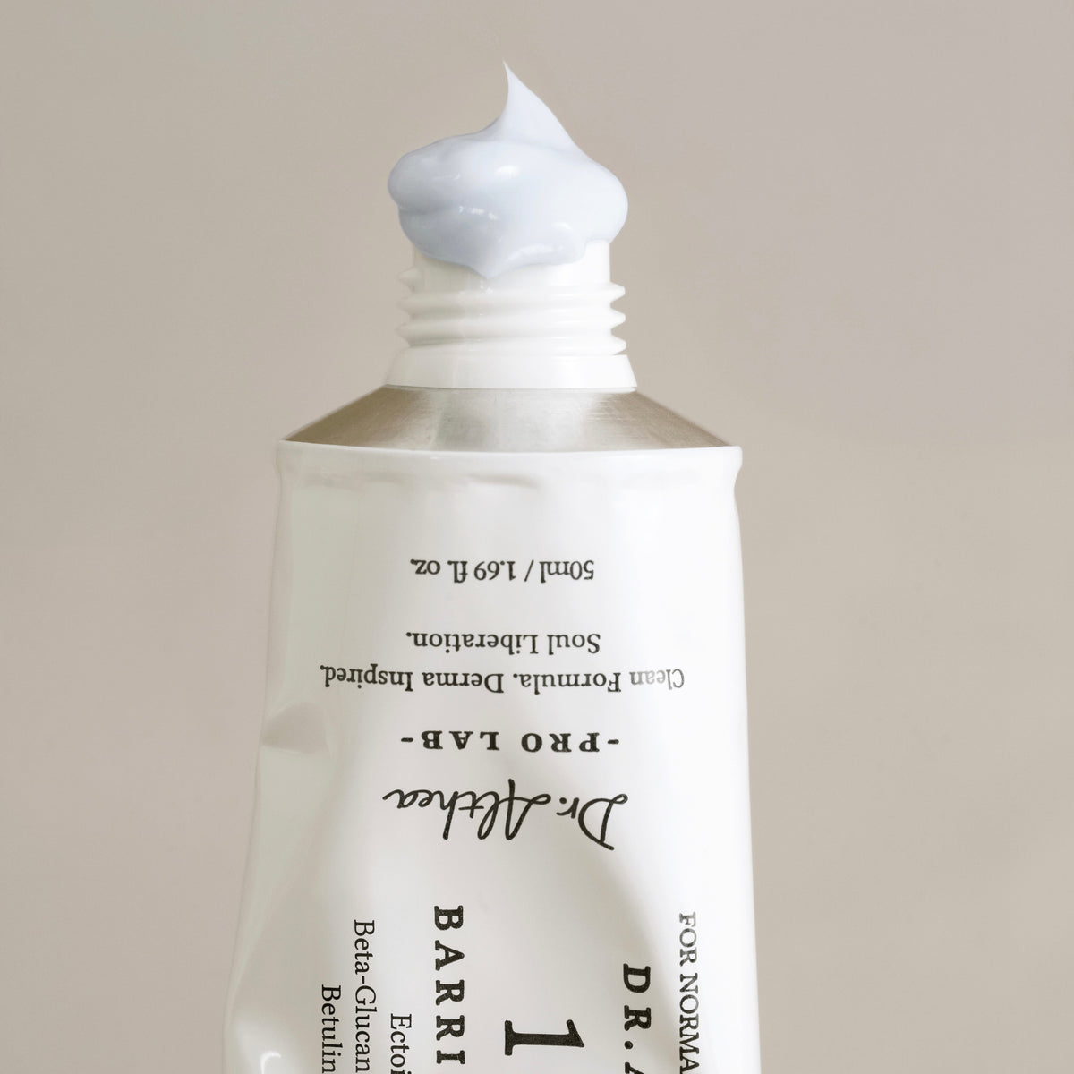 Dr.Althea 147 Barrier Cream 50ml - tube upended with a swirl of white cream on the cap, white background